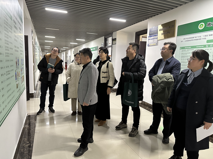 微信图片_20241226180923_副本.png
